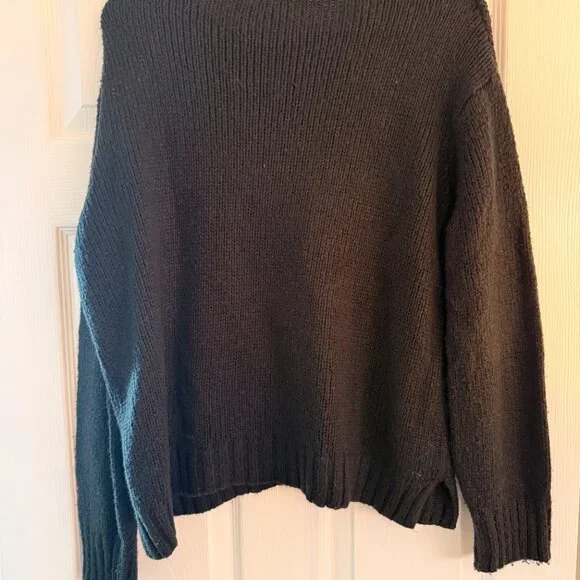 Black Tiger Sweater - Picture 2 of 3